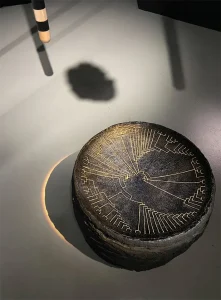 salon de poterie, Réalisation du « Bassin des ancêtres pour Marie-Sarah Adenis, lauréate du Prix Audit Talent, Novembre 2021, Palais de Tokyo, Paris