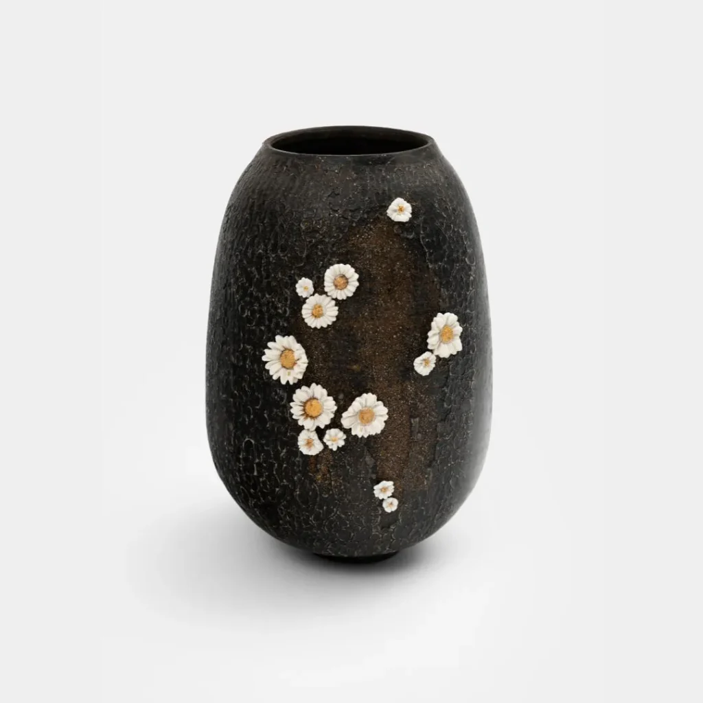 black-crackle-vase-white-flowers-karen-swami