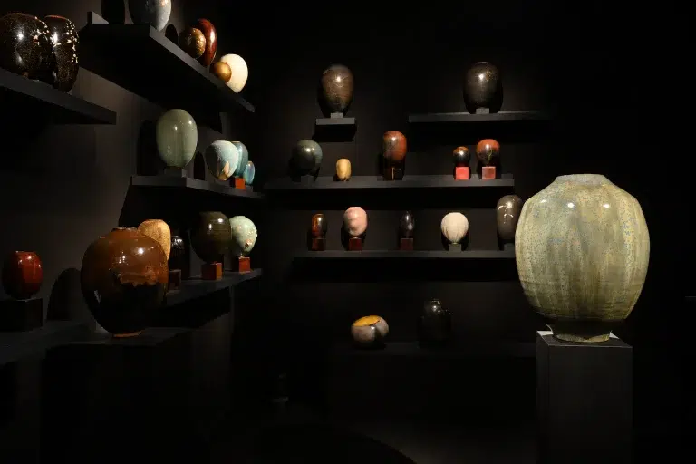 Karen Swami’s stand at Fine Arts Paris, presenting a selection of contemporary ceramics at the Grand Palais.