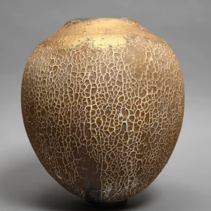 vase-klimt-ceramic-irregular-cracks-golden-collar-interior-decoration-natural-material golden ceramic vase, exclusive design object, rich texture and earth-toned glaze, textured ceramic art piece, bold character to any curated interior, made by French ceramist Karen Swami